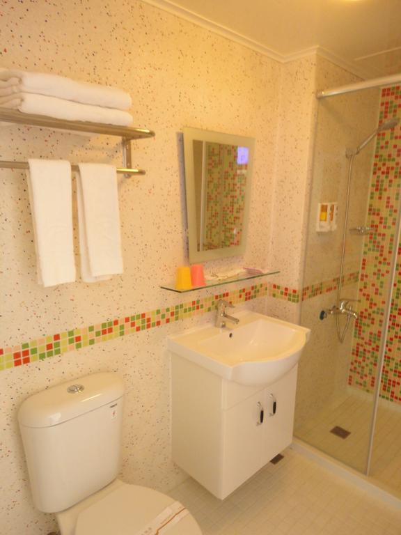 Royal Hotel Magong Habitación foto